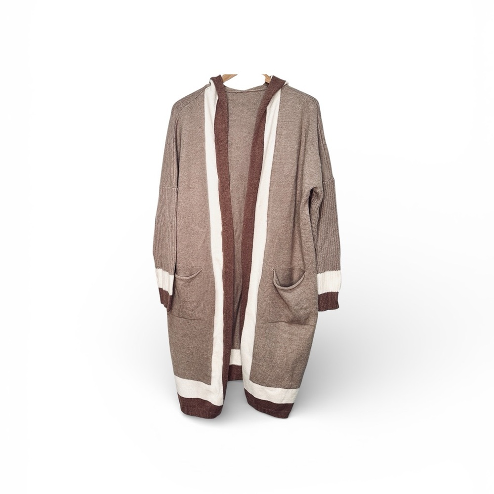 Cozy Brown and Cream Double Pocket Women's Cardigan Sweater Size Large NWT